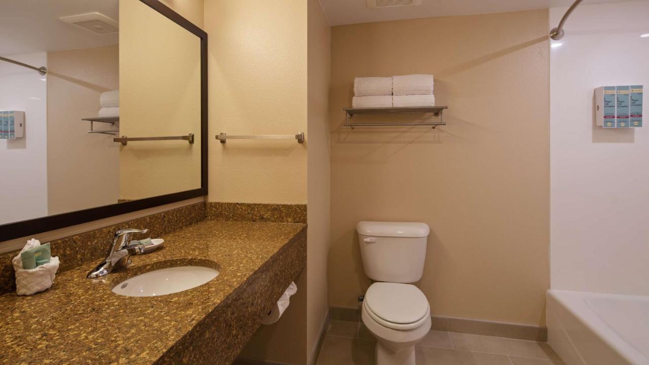 Best Western Bronco Inn Ritzville Buitenkant foto
