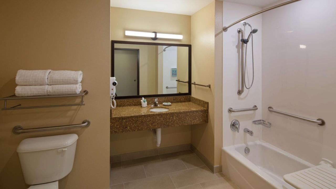 Best Western Bronco Inn Ritzville Buitenkant foto